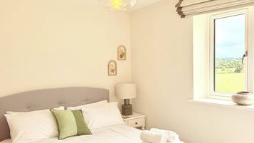 4 bedrooms, iron/ironing board, travel cot, free WiFi