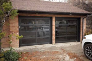 تفاصيل الفندق من الخارج