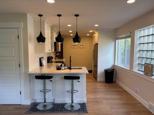 Cougar Canyon Cottage