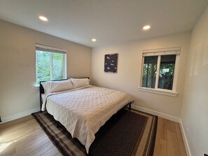 4 Schlafzimmer, Bügeleisen/Bügelbrett, Internetzugang