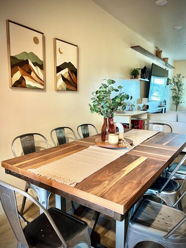 Modern Suite-Luxe King Bed-Soda Bar & 85” Smart TV