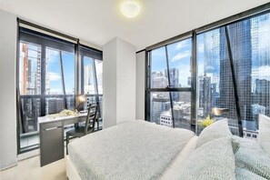 Room - Stylish 2Br City Escape on Collins with Views (Melbourne)