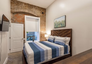 1 bedroom, iron/ironing board, Internet, bed sheets