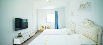 Snowwhite castle hotel