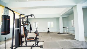 Gym - Snowwhite castle hotel (Saipan)