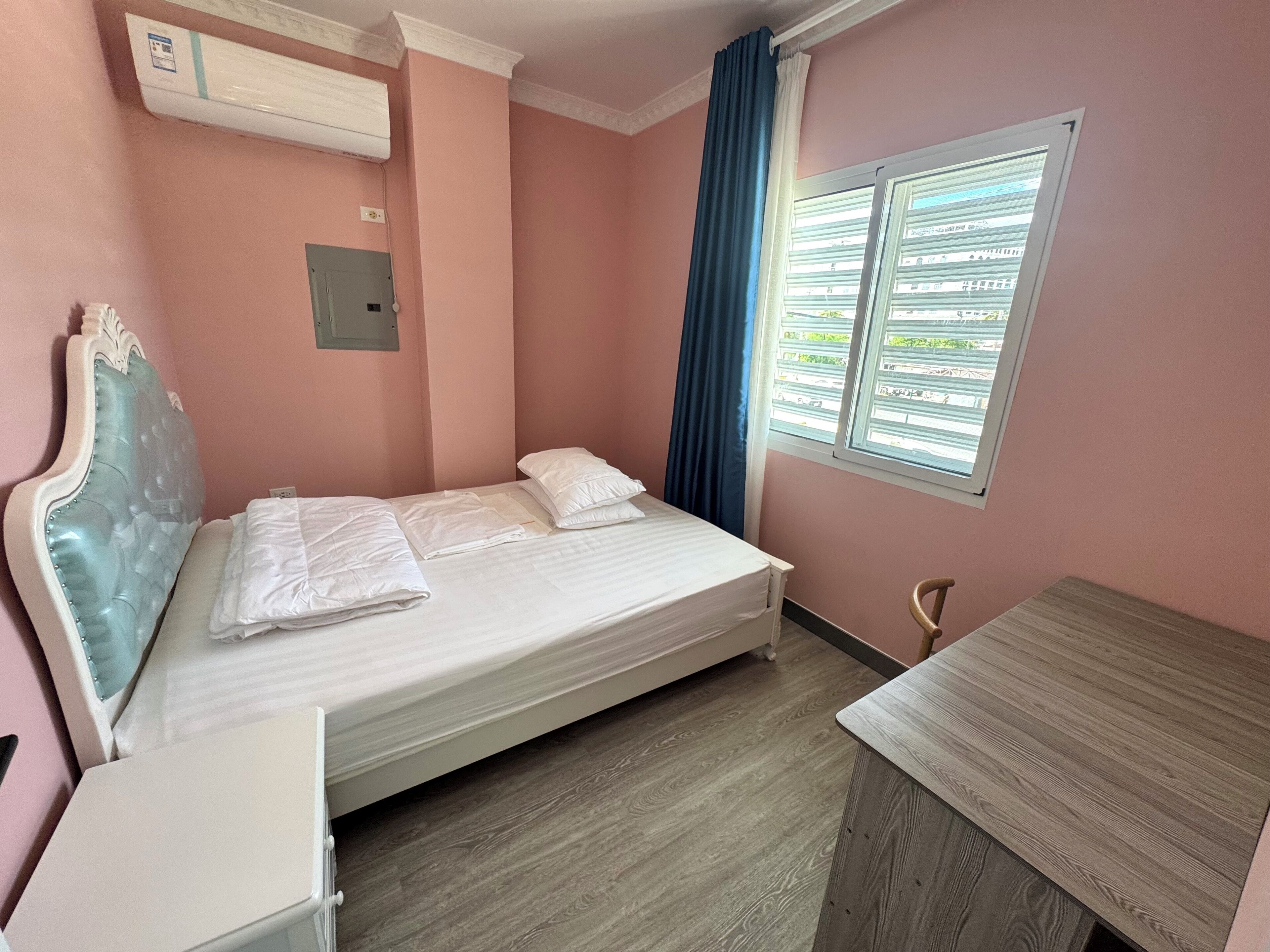 Family Suite, City View | Ruang kerja komputer riba, kalis bunyi, Wi-fi percuma 