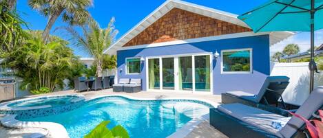 Piscine extérieure, piscine chauffée