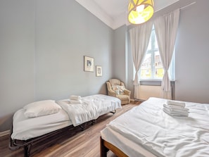 1 bedroom, iron/ironing board, WiFi, bed sheets