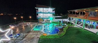 โรงแรม ลา ซานตามาเรีย มอนเตเนโกร กินดิโอ