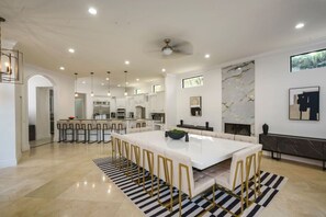 Dining - Modern 8BR Mansion | 6,500 SF, Pool, Cinema (West Palm Beach)