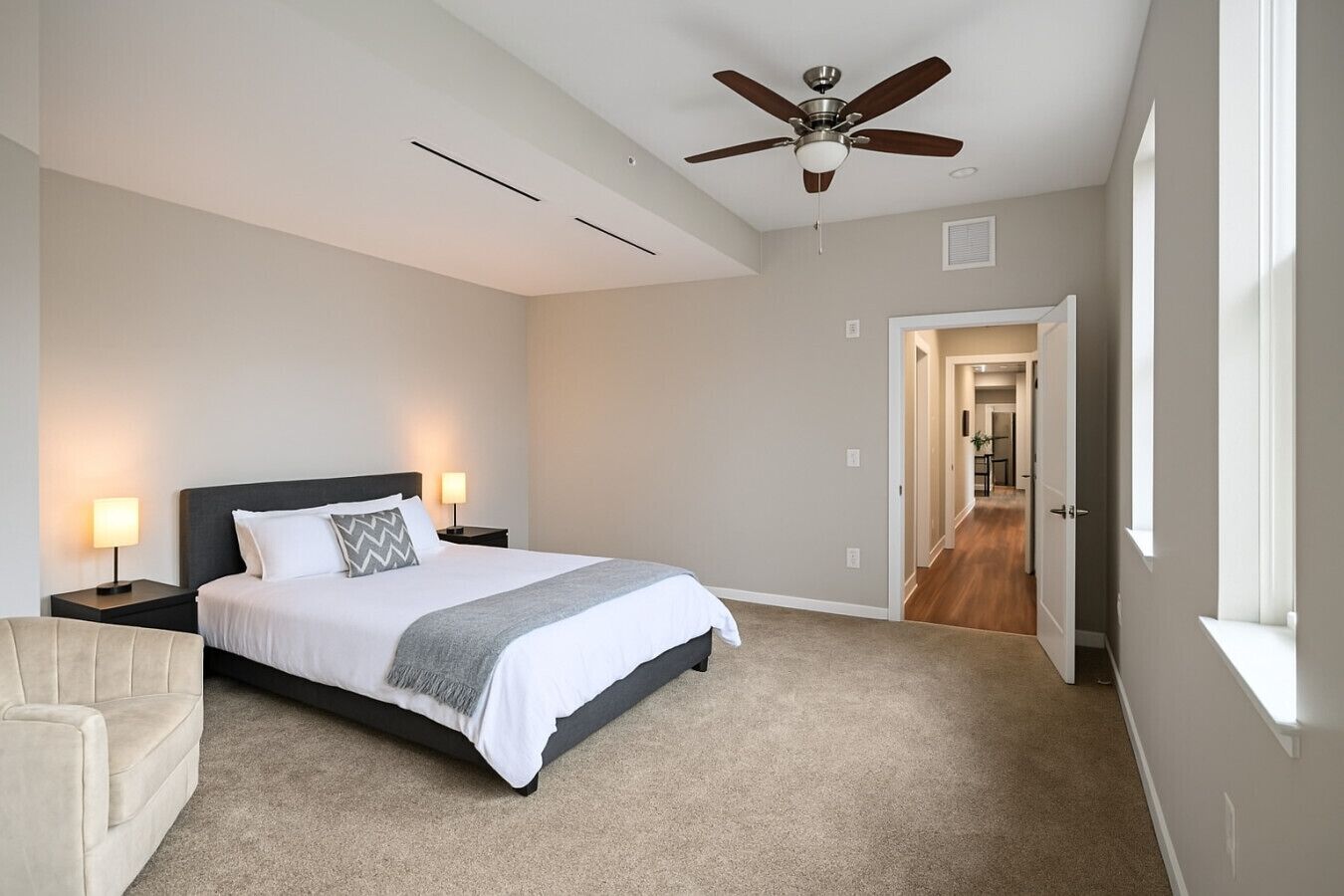 2 makuuhuonetta, silitysrauta/-lauta, Wi-Fi, vuodevaatteet