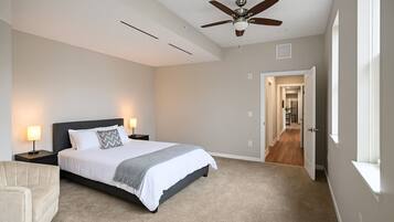 2 makuuhuonetta, silitysrauta/-lauta, Wi-Fi, vuodevaatteet