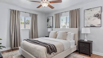 4 bedrooms, iron/ironing board, free WiFi, bed sheets