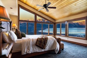 7 bedrooms, desk, iron/ironing board, travel crib