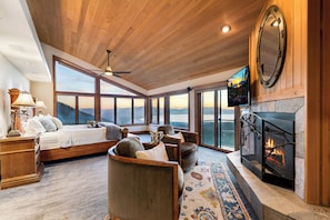 7 bedrooms, desk, iron/ironing board, travel cot - Tahoe Blue Estate Luxury Retreat LUXE5 (Stateline)