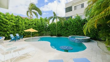 Outdoor pool, a heated pool