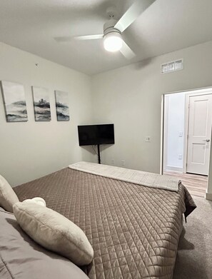 1 chambre, bureau, Wi-Fi gratuit, draps fournis