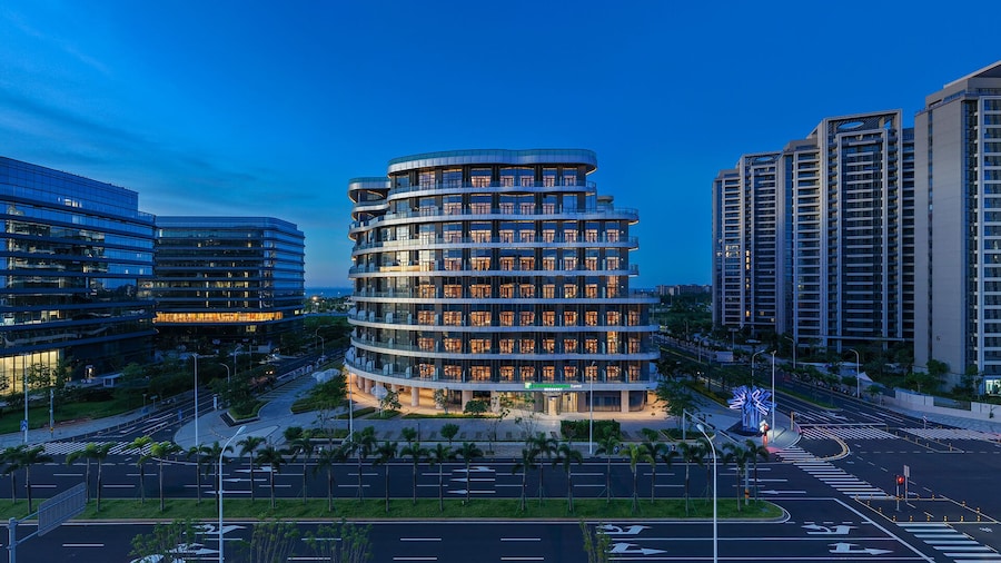 Holiday Inn Express Haikou Intl Duty Free City by IHG