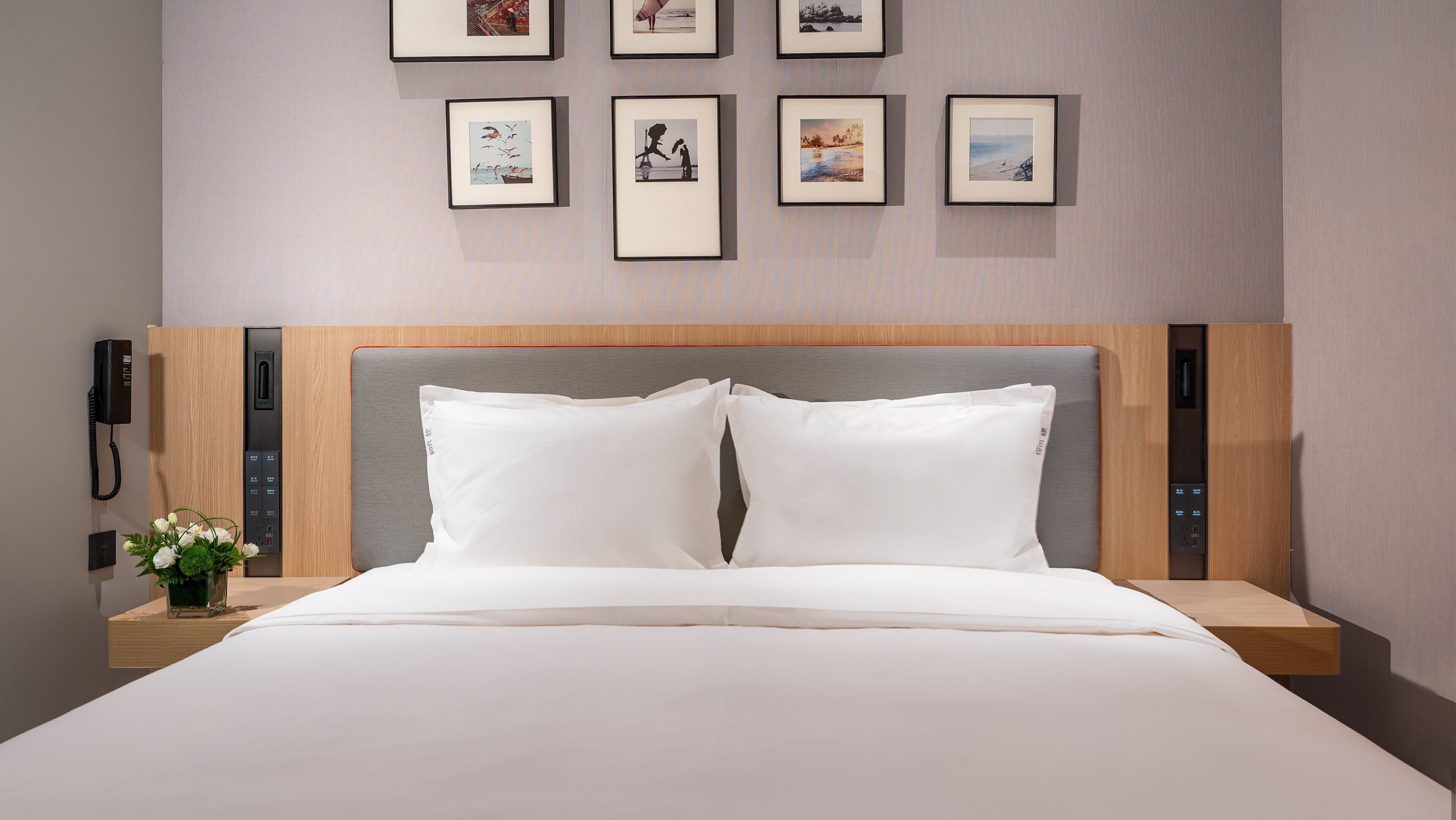 Down duvets, minibar, desk, laptop workspace