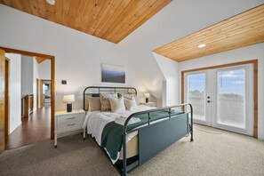 3 bedrooms, free WiFi, bed sheets