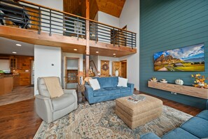 Smart TV, fireplace, foosball, table tennis - MOUNTAIN LODGE NEAR BOONE (Boone)