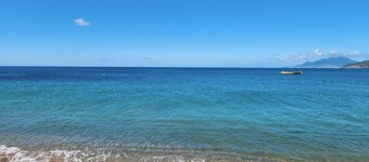 Wonderful 2-bedroom house with AC in charming Cotton Ground Village.