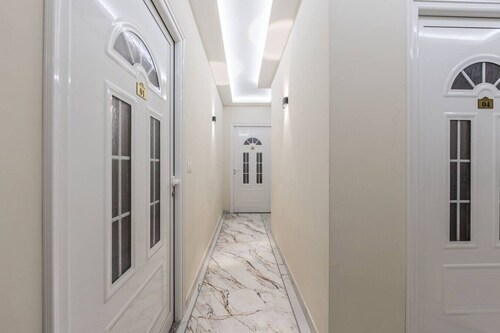 Mokador Twin 5 - Escape