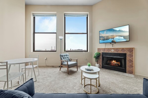 Living area - Modern DT Loft, Walk to Rocket Mortgage & Bars (Cleveland)