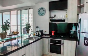 Appartement, balcon, vue plage | Cuisine privée