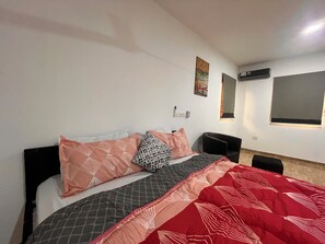 Luxury Apartment, Mountain View - ESPADA LODGE Studio 3.3 (Somanya)