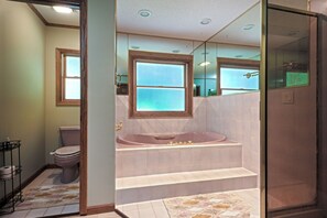 Shower, jetted bath, eco-friendly toiletries, hair dryer