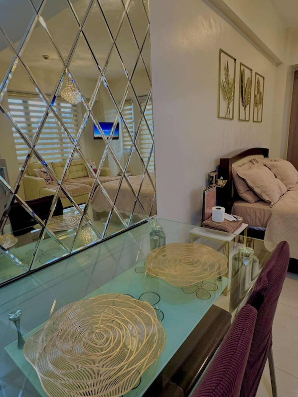 1 bedroom, WiFi, bed sheets, wheelchair access