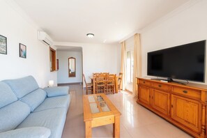 TV - Apartamentos Solset Nerja B (Nerja)