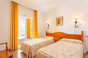 1 bedroom, iron/ironing board, travel crib, free WiFi - Apartamentos Solset Nerja C (Nerja)
