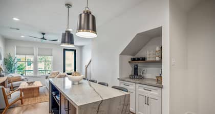 Lux Ocean Escape: Walk to Beach, Backyard Oasis, King Bed, Bunks & Hot Tub!