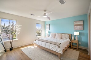 3 多间卧室、熨斗/熨衣板、旅行婴儿床、WiFi