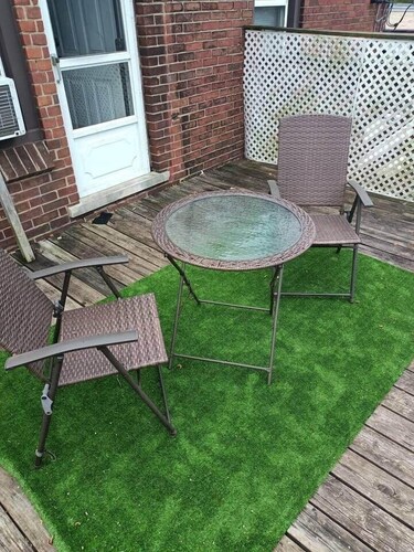 No cleaning fees-2 bedroom apartment 