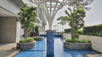 Kolam renang outdoor