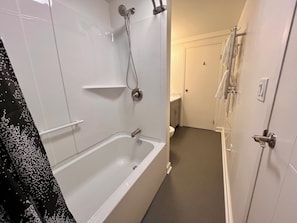 Handtücher, Toilettenpapier