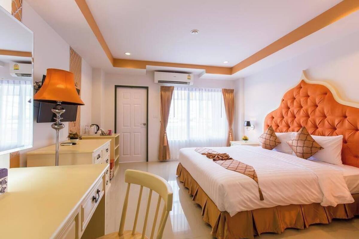 ห้องซูพีเรีย, เตียงคิงไซส์ 1 เตียง, วิวเมือง | ห้องเก็บเสียง, Wi-Fi ฟรี, ผ้าปูที่นอน