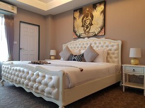 Junior Suite, City View | Soundproofing, free WiFi, bed sheets - Harmonize Hotel Chiang Mai (Chiang Mai)