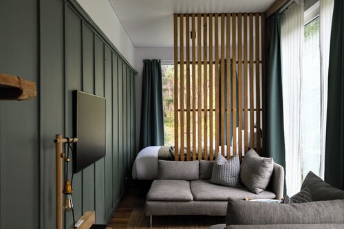 The Retreat - Reconnect with nature in style