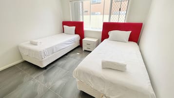 2 bedrooms, WiFi, bed sheets