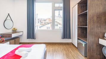 Deluxe Double Room Single Use, 1 Bedroom | Free WiFi, bed sheets