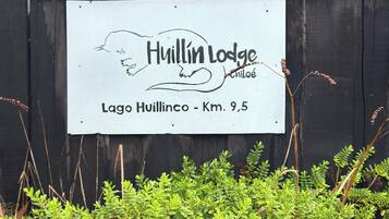 Façana frontal de l'allotjament