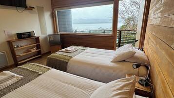 Free WiFi, wheelchair access