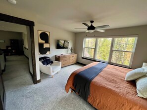 4 chambres, fer et planche à repasser, lit de bébé portatif, Wi-Fi