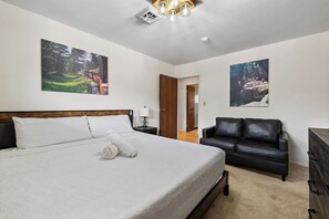 4 soveværelser, strygejern/strygebræt, weekendseng, gratis Wi-Fi