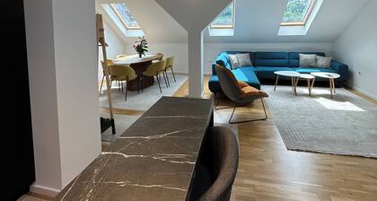 Titova street apartment in the heart of Sarajevo!
3 bedrooms apartment