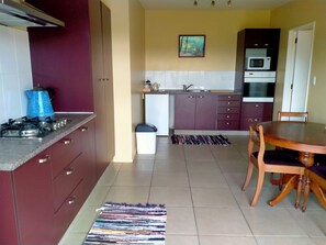 Microones, forn i placa de cuina